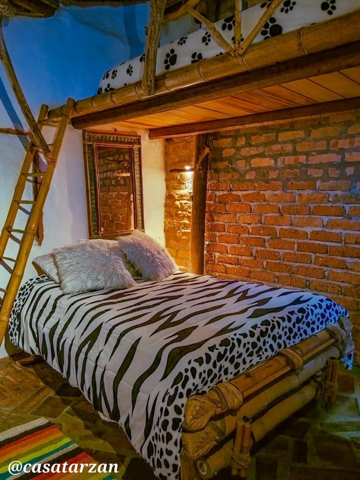 Hotel Casa Tarzan San Agustin Bagian luar foto